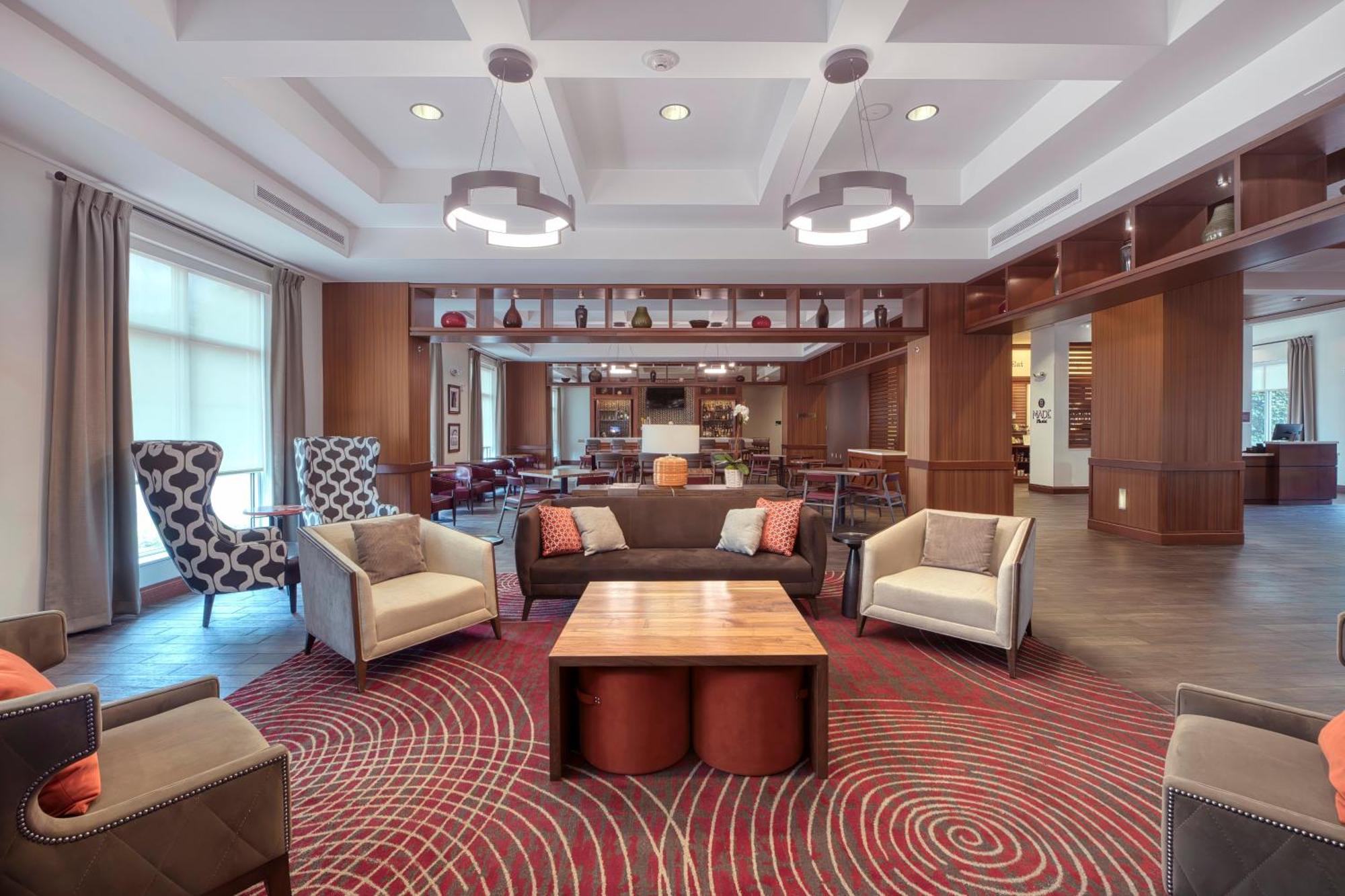 Doubletree By Hilton Raleigh-Cary Hotel Екстериор снимка